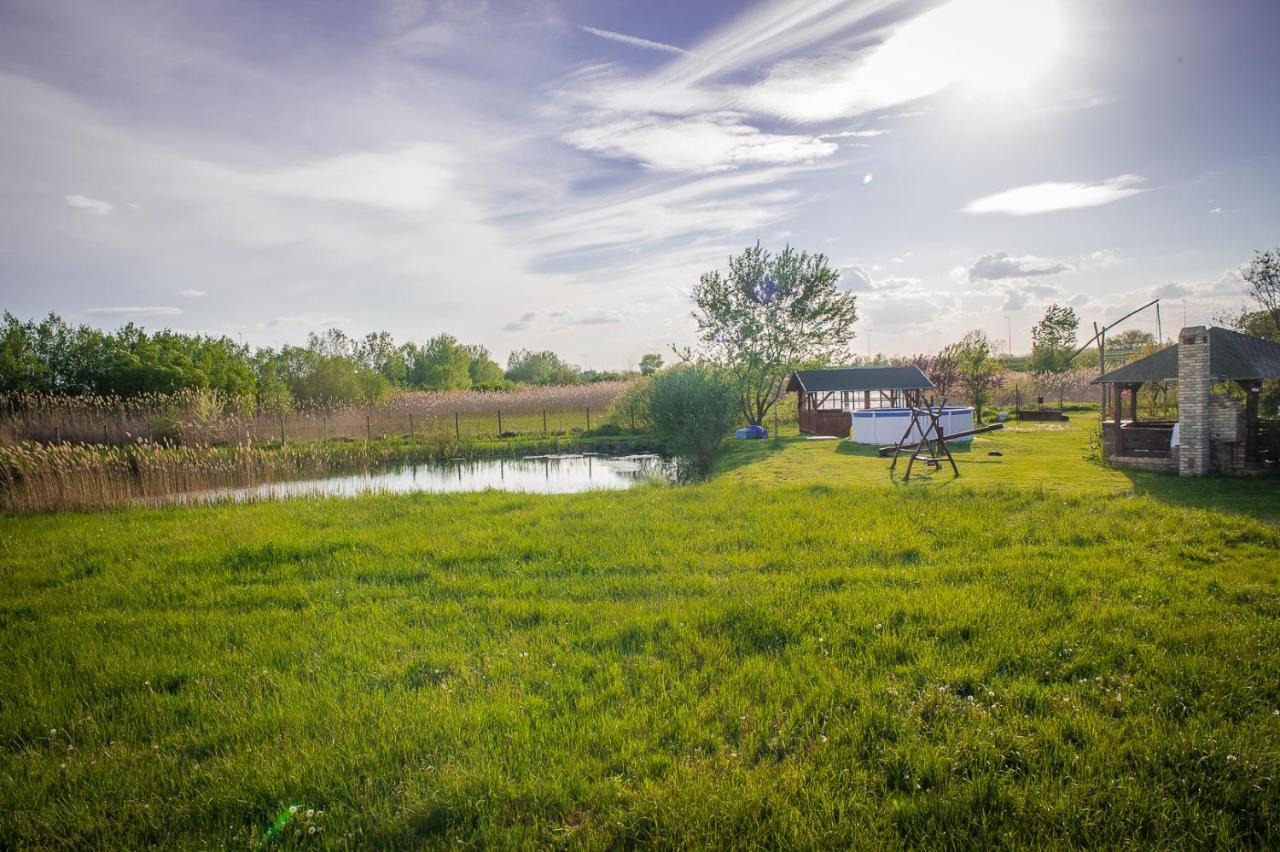 Etno Salas - Etno Ranch - Seosko Turisticko Domacinstvo Villa Palić Esterno foto